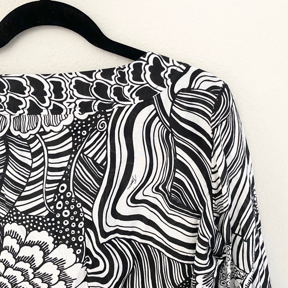 Trina Turk ✦ Silk Blend Beach Cover Tunic ✦ BW - Picture 10 of 11